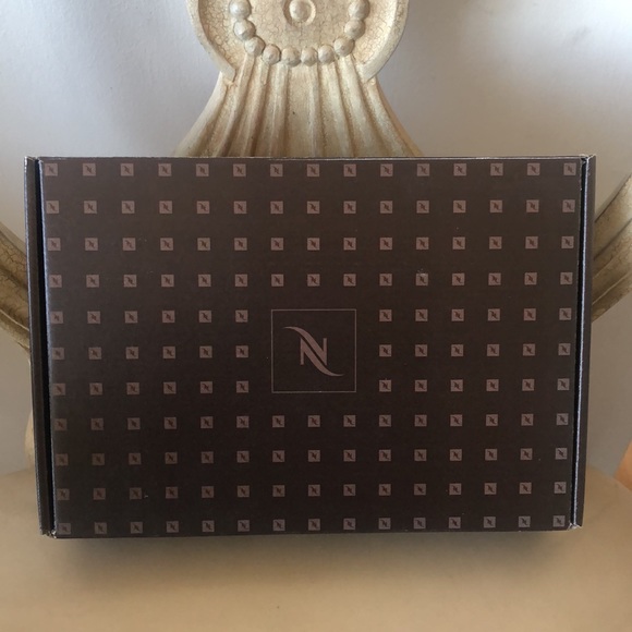 Nespresso Collection ☕️ Limited Edition Classic Range 2-Espresso Cups+2-Saucers - Picture 3 of 3